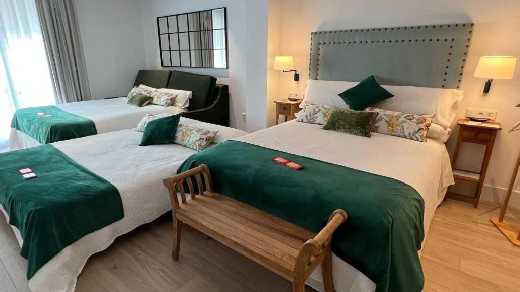 Apartamentos Turisticos La Plaza Chipiona Extérieur photo