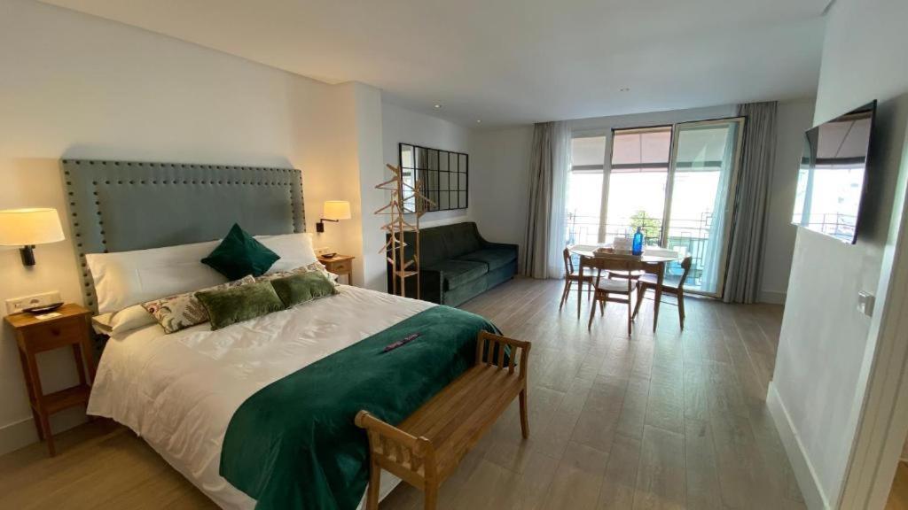 Apartamentos Turisticos La Plaza Chipiona Extérieur photo